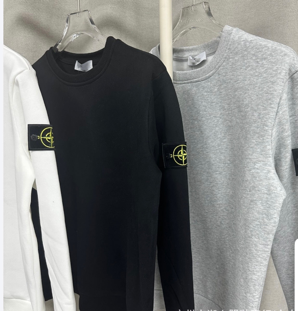 2. PULL STONE ISLAND & CP COMPANY