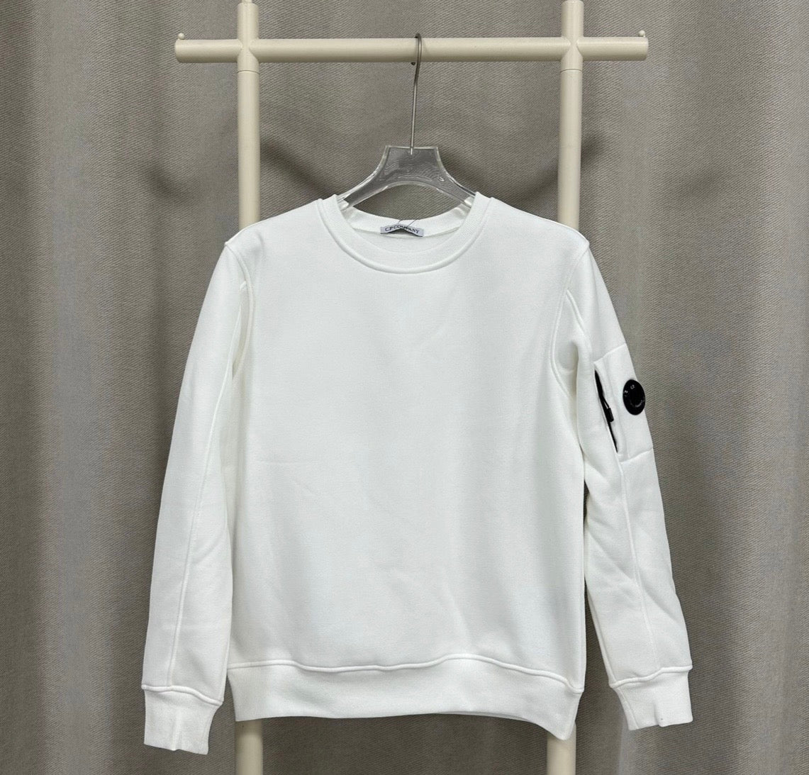 2. PULL STONE ISLAND & CP COMPANY