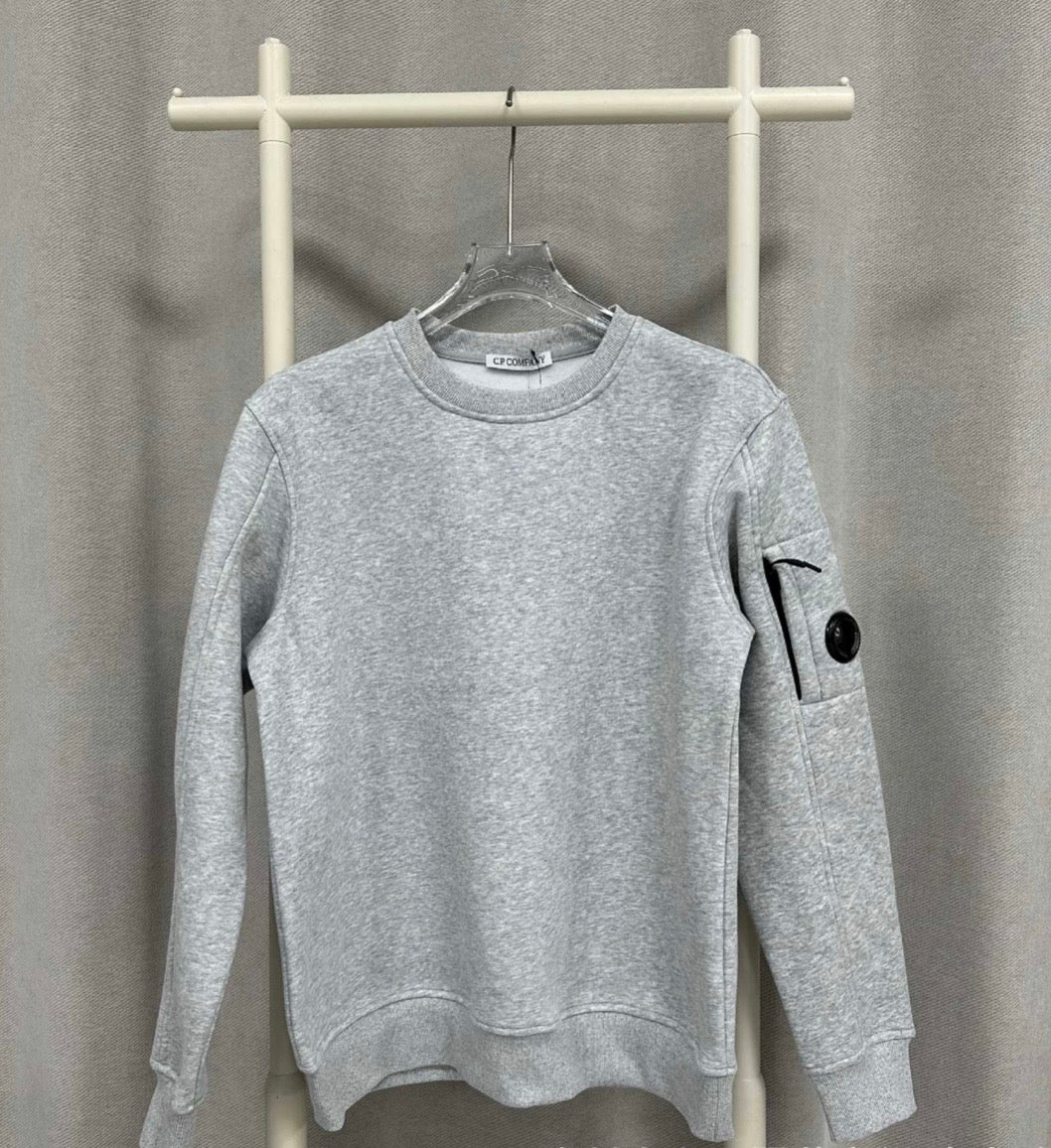 2. PULL STONE ISLAND & CP COMPANY