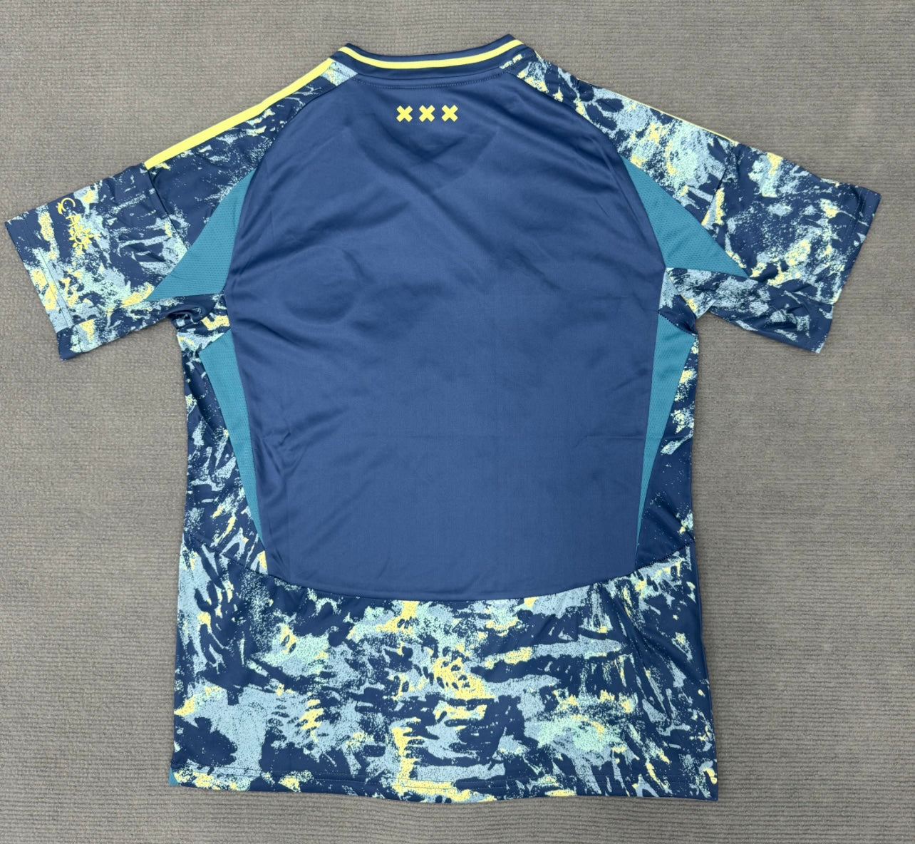MAILLOTS DE FOOT