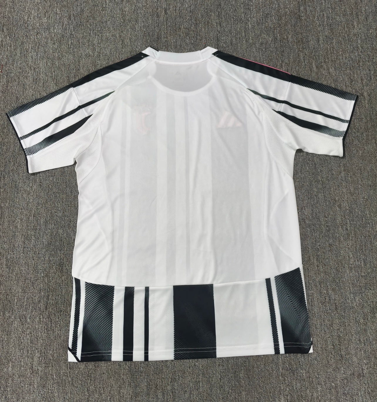MAILLOTS DE FOOT