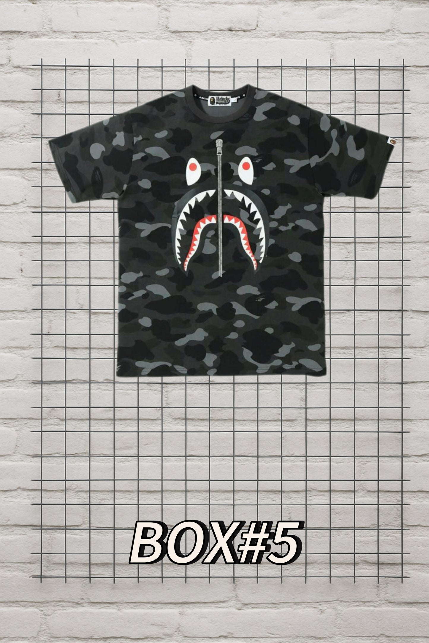 T-SHIRT SHARK